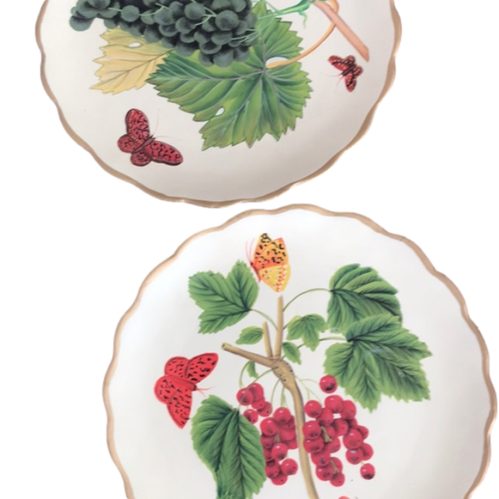 Set of 2 Raymond Waites plates